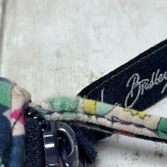 Vera Bradley Petal Paisley Wristlet Wallet Tech Case - Picture 6 of 6